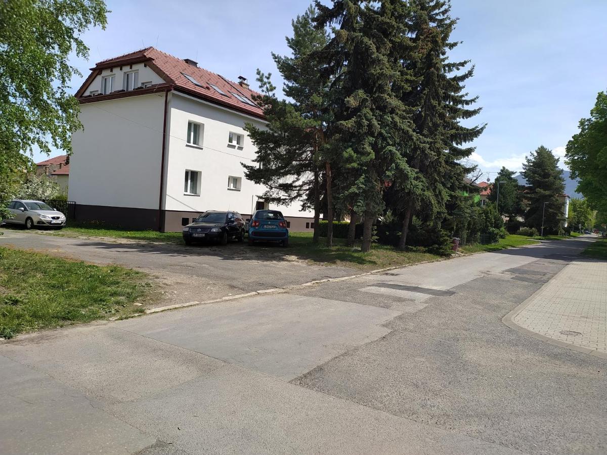Apartman Fillomena Liptovský Mikuláš المظهر الخارجي الصورة
